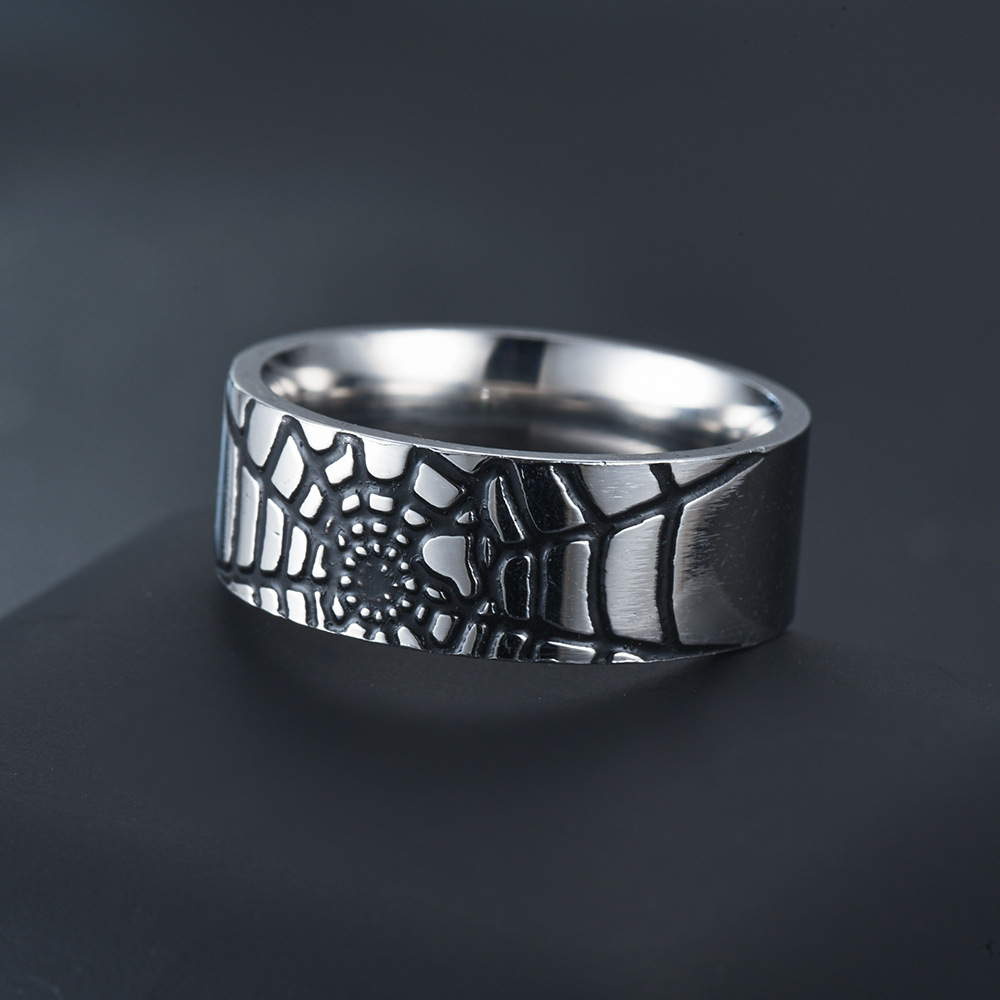 Stainless Steel Simple Spider  - Initial Ring Custom 评论和价格