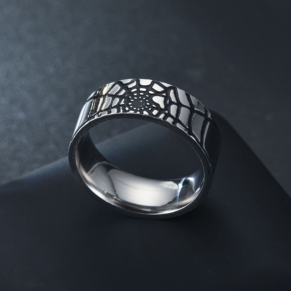 Stainless Steel Simple Spider  - Initial Ring Custom 评论和价格
